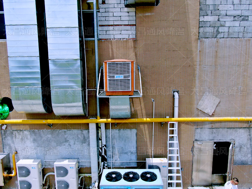 模具廠通風(fēng)降溫解決方案，模具車間降溫辦法