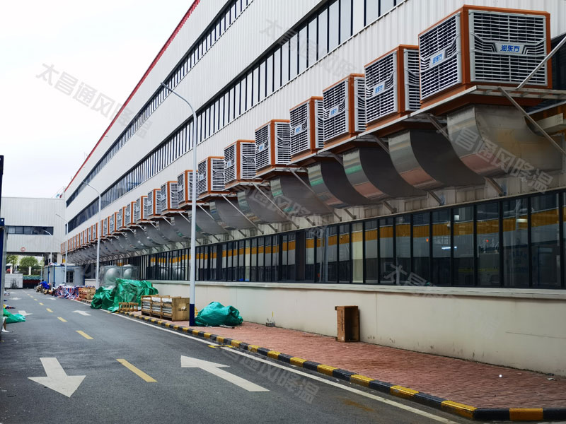 大型車間采用負(fù)壓風(fēng)機(jī)和環(huán)?？照{(diào)通風(fēng)降溫的特點(diǎn)